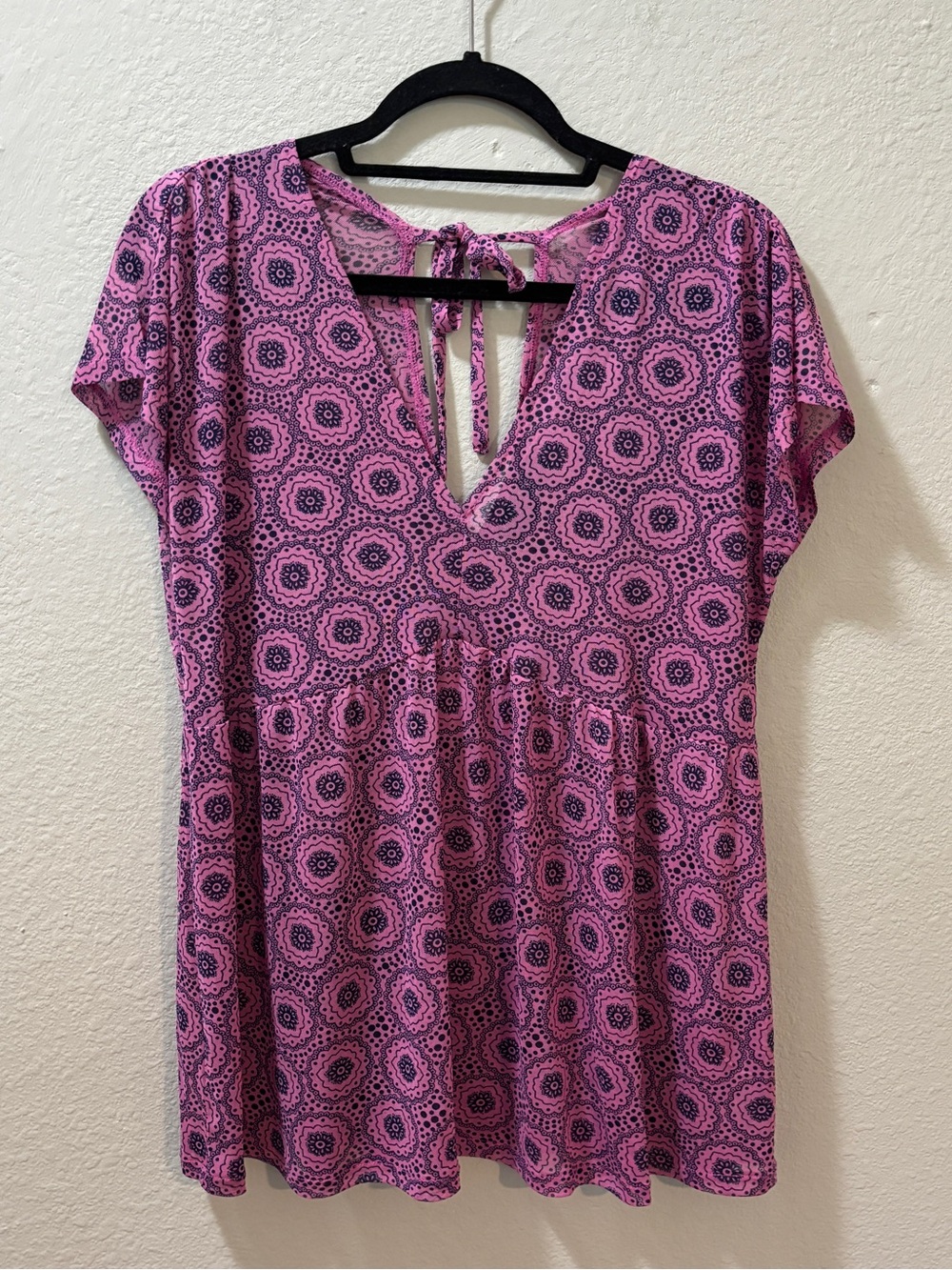 Lane Bryant Pink Medallion Print Sheer V-Neck Blouse Size 10/12